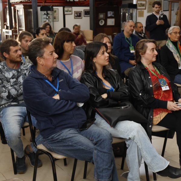 Participantes de la mesa participativa